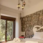 Casa Di Pietra Hotel