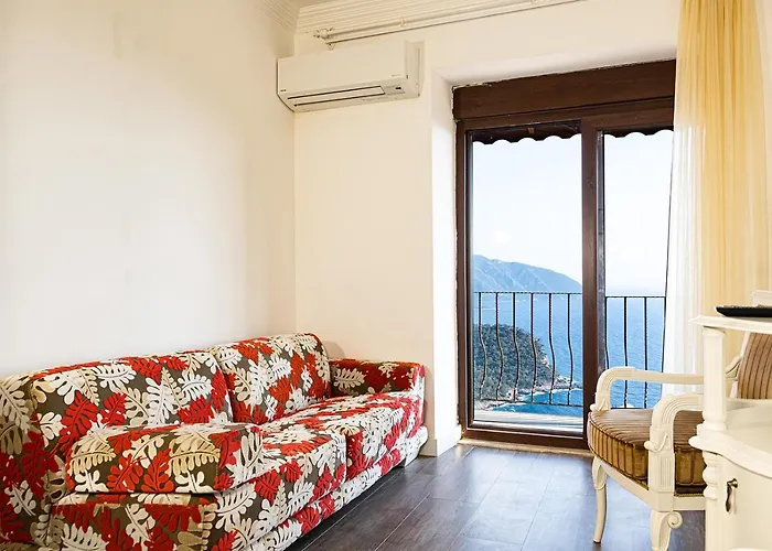 Casa Di Pietra Hotel